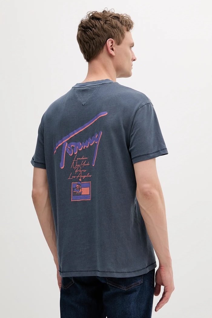 Tommy Jeans t-shirt bawełniany DM0DM20768 niebieski SS25