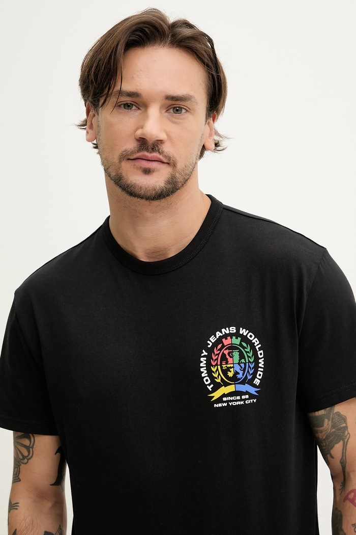 Bavlnené tričko Tommy Jeans čierna DM0DM20813
