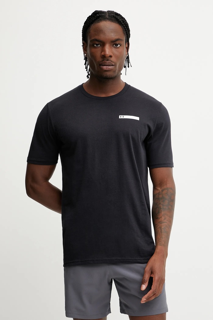 Under Armour t-shirt treningowy regular czarny 1390203