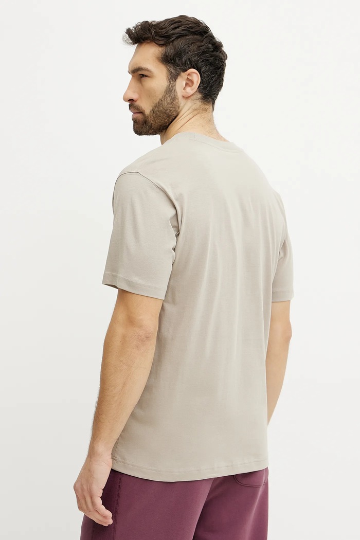 Oblečení Bavlněné tričko New Balance MT41509ADS béžová