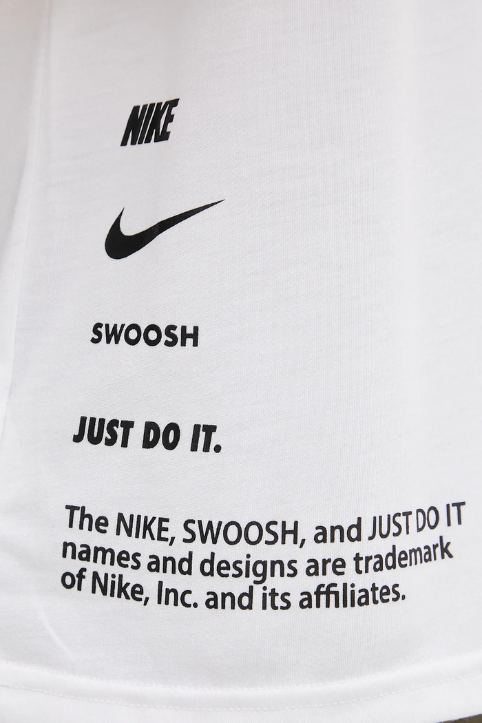 Tréningové tričko Nike biela NESSF523