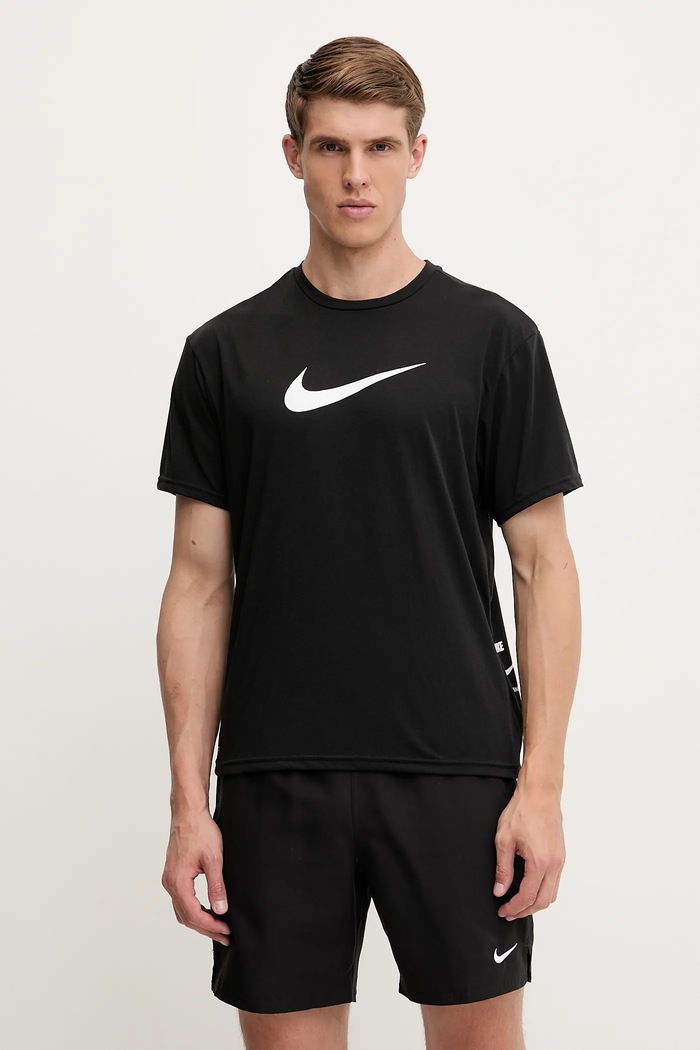 Nike edzős póló fekete NESSF523
