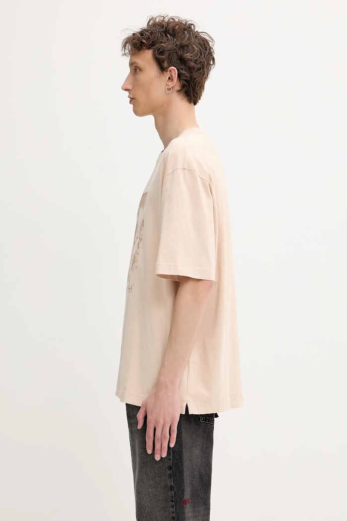 Хлопковая футболка Maison Kitsuné Daisy Field Oversize OM00114KJ7016 бежевый SS25