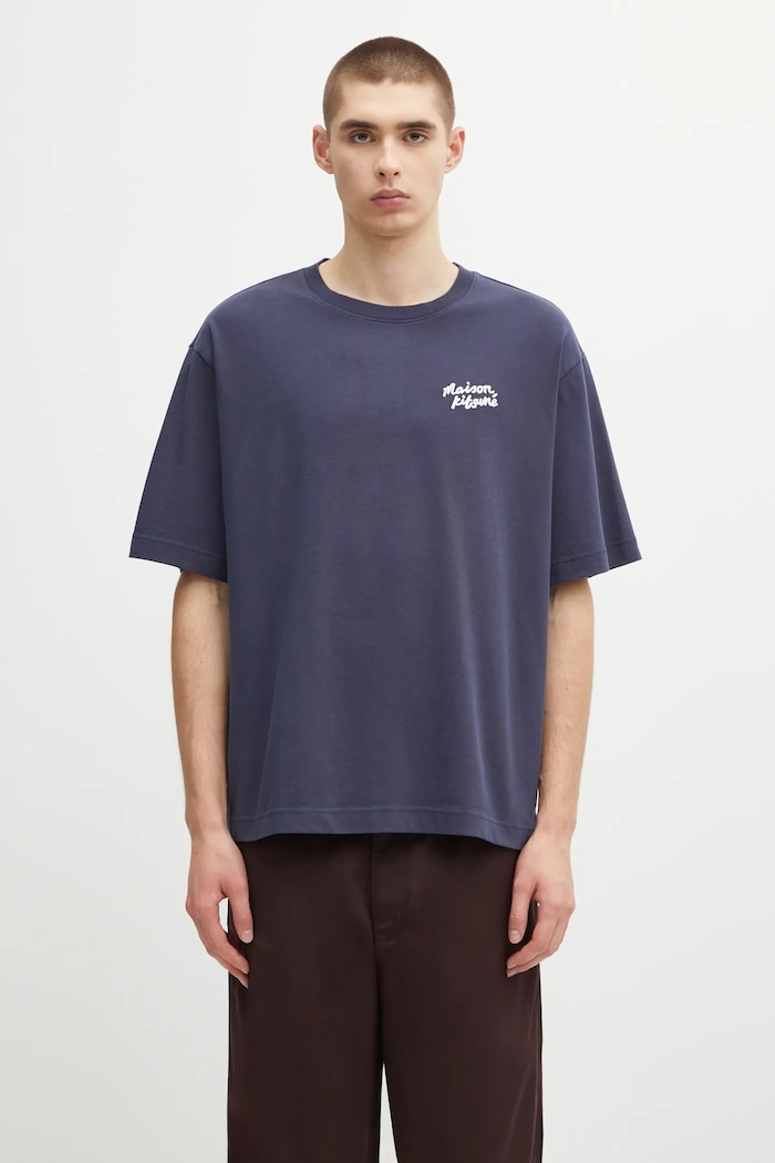 Хлопковая футболка Maison Kitsuné Maison Kitsune Handwriting Embroidery хлопок тёмно-синий OM00123KJ0119