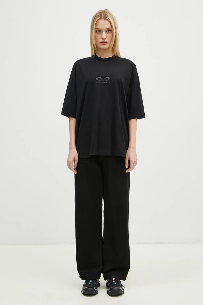 VETEMENTS cotton t-shirt Oval Logo Cropped Boxy UA66TR600BB