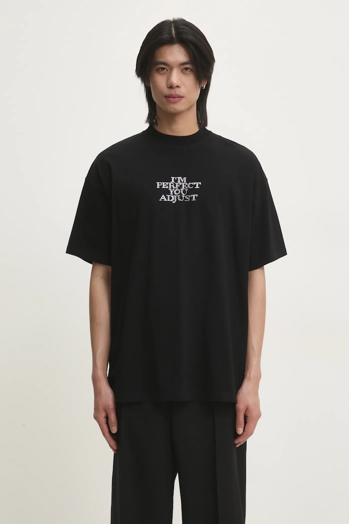 Bavlnené tričko VETEMENTS I'M Perfect You Adjust Regular relaxed čierna UA66TR680B
