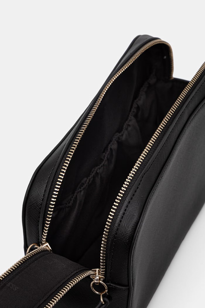 Νεσεσέρ καλλυντικών Guess μαύρο PW7557.P6136
