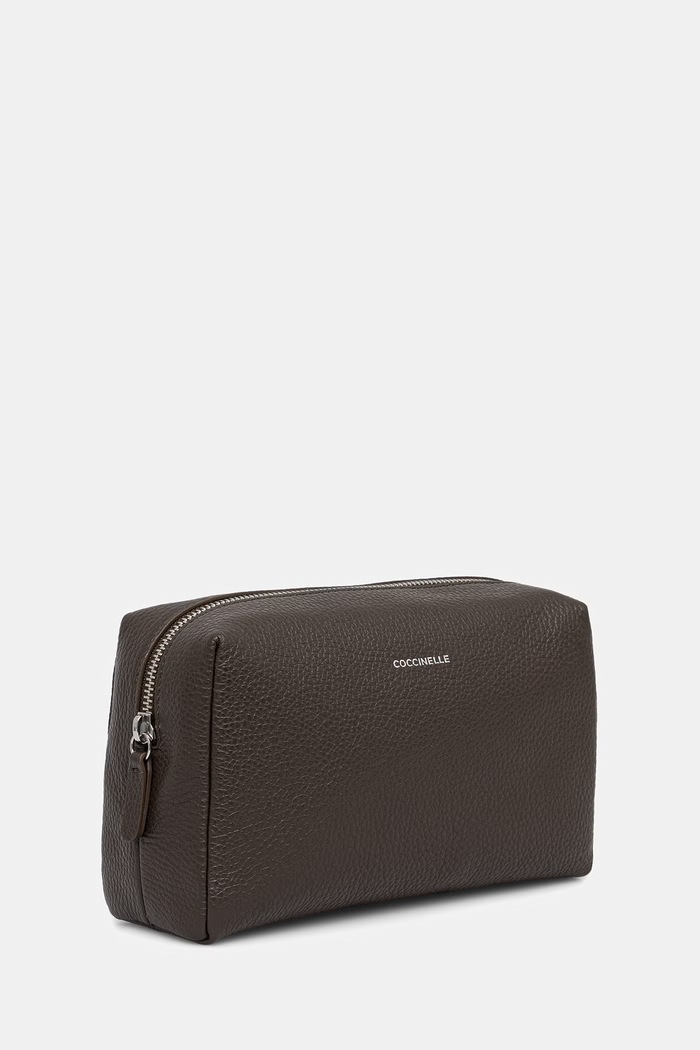 Coccinelle kozmetična torbica ženska usnjena SOFT E5.MUK.95.G0.02 zelena SS26