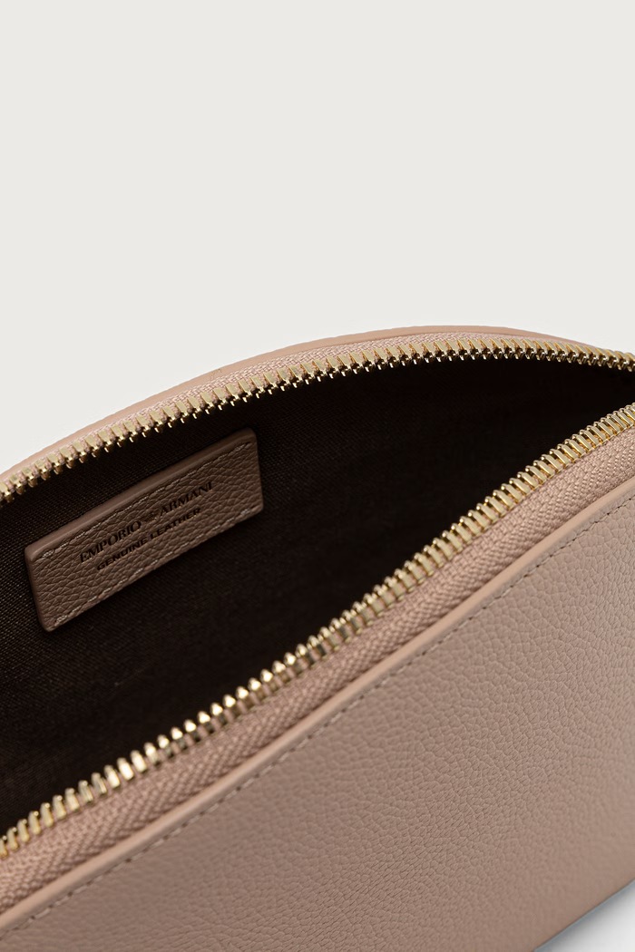 Dodaci Emporio Armani Kozmetička torbica za žene kožna EW000546.AF19568 bež
