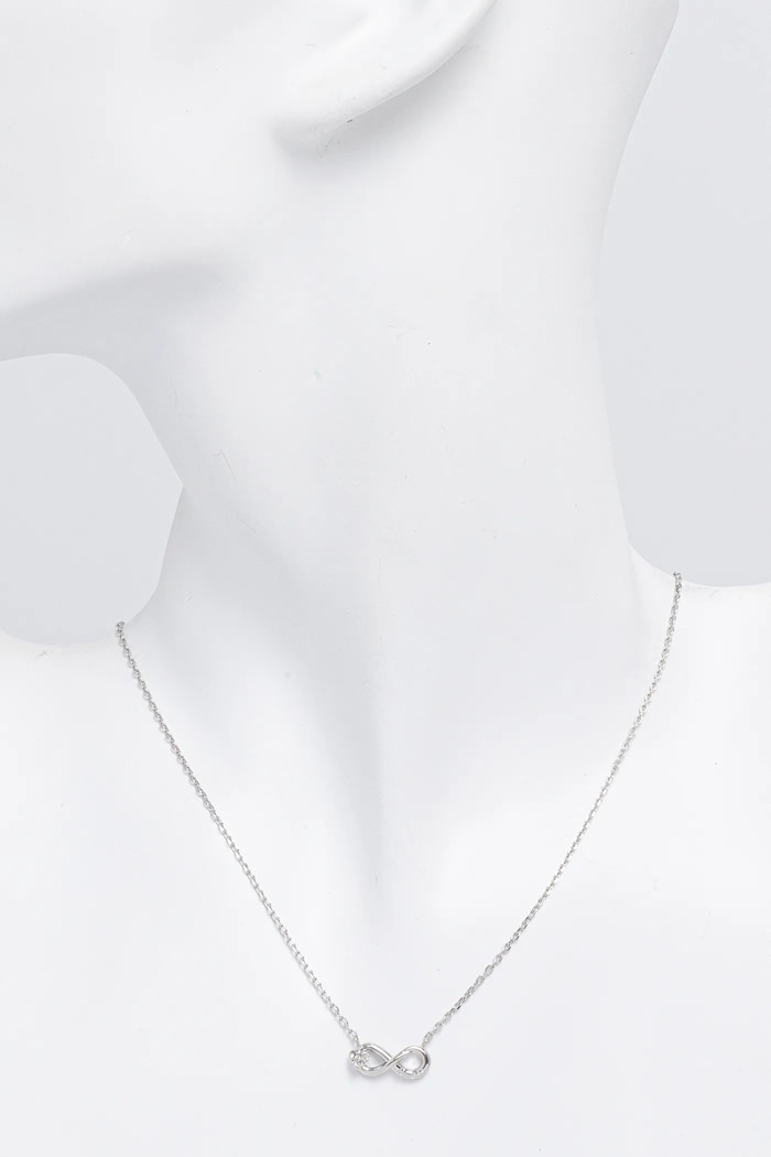 Dodatki Ogrlica Guess LOVE BITES JUBN06.047JW srebrna