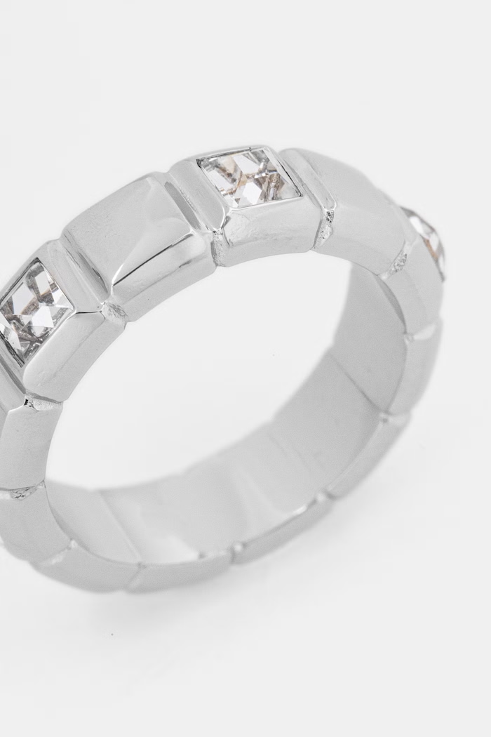 Guess prstýnek dámský nerezový ACE OF DIAMONDS JUBR06.181JW stříbrná SS26