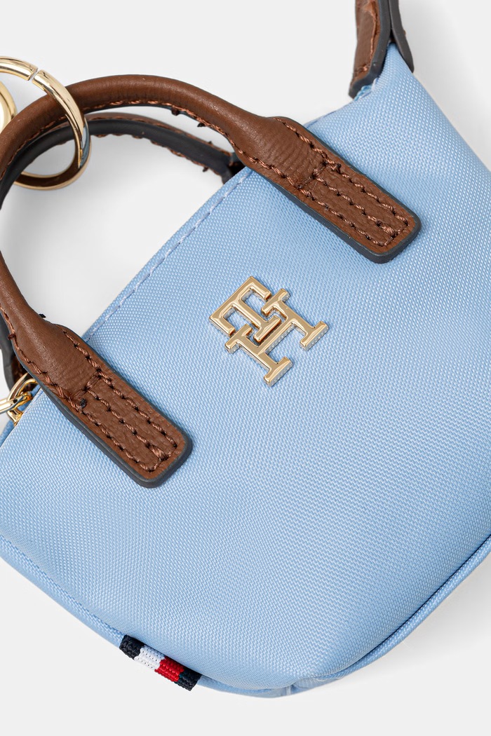 Tommy Hilfiger prívesok dámsky AW0AW18564 modrá SS26