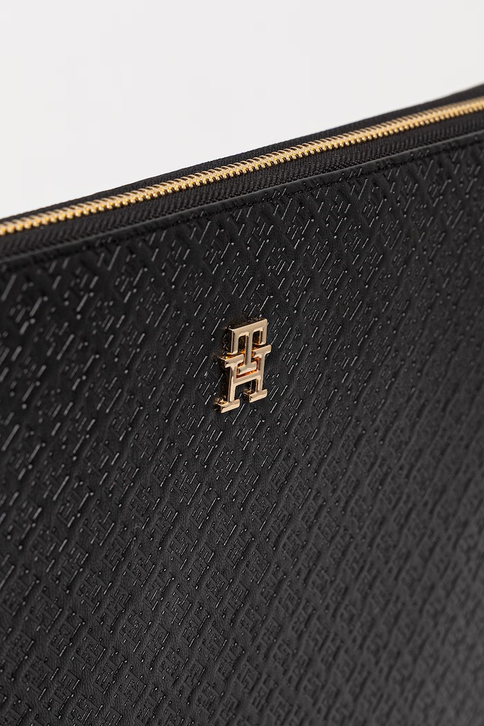 Accesorii Tommy Hilfiger husă de laptop pentru femei, cu imitație de piele AW0AW18603 negru