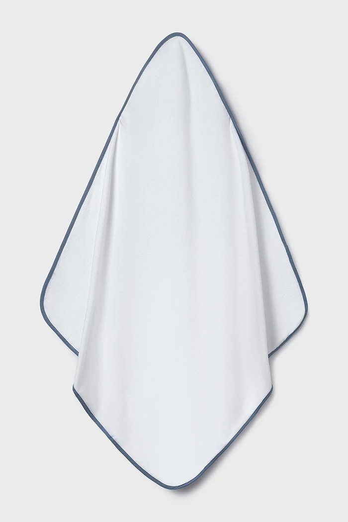Mayoral Newborn prosop cu glugă pentru copii 9118.1B.Newborn.PPY2 alb SS26
