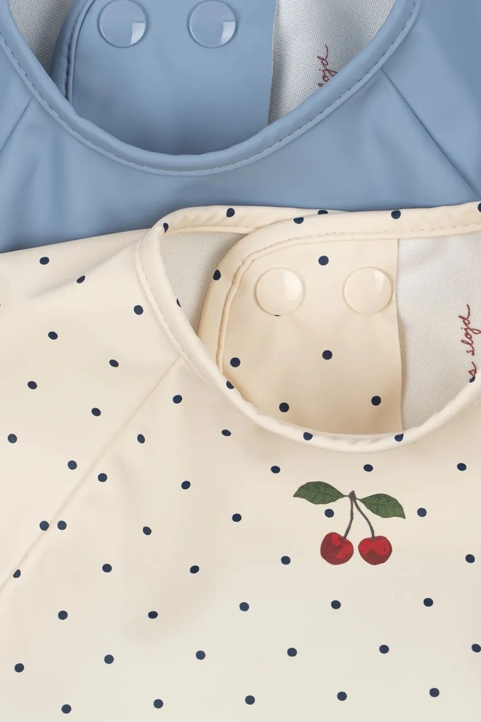 Βρεφική σαλιάρα Konges Sløjd 2 PACK DINNER BIB WITH SLEEVES 2-pack KS104583.PPY2 μπλε SS26