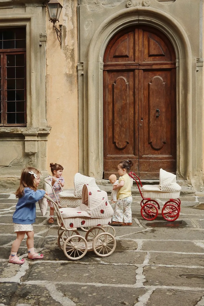 Kočík pre bábiky Konges Sløjd MINNIE TULLE DOLL PRAM KS105009.PPY2