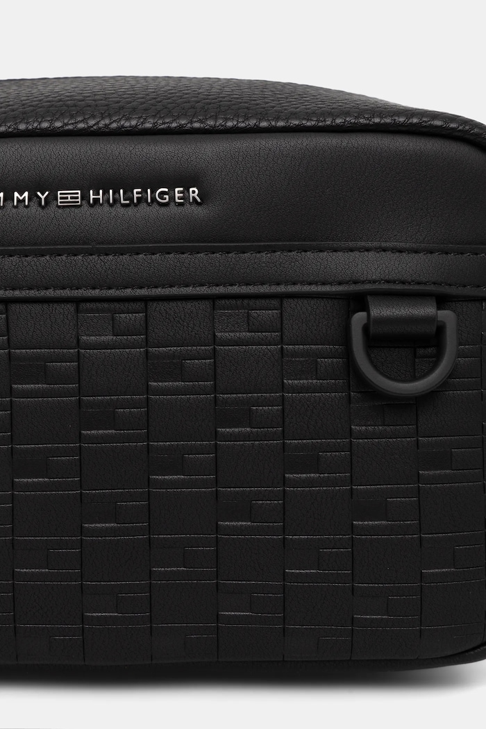 Tommy Hilfiger kozmetikai táska fekete AM0AM13947