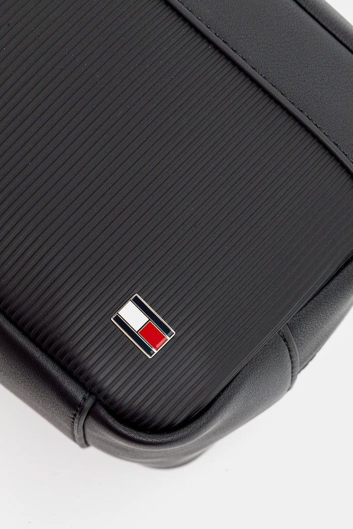 Kozmetická taška Tommy Hilfiger AM0AM13949 čierna