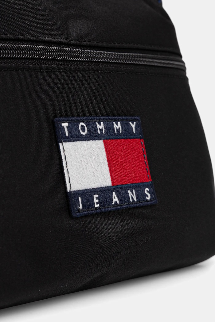 Σακίδιο Tommy Jeans μαύρο AM0AM13859