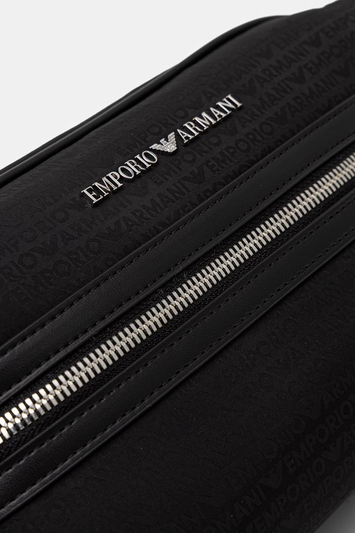Kozmetická taška Emporio Armani čierna EM005401.AF14637