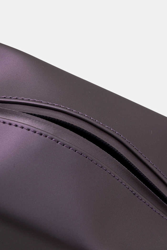 Kozmetička torbica Rains 15580 Wash Bag Small W3 ljubičasta 15580.143