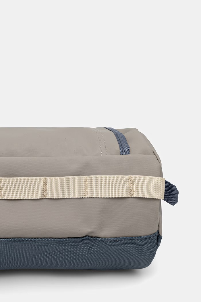 The North Face kosmetyczka Base Camp Travel Canister 5,7L turkusowy NF0A52TFN6V1