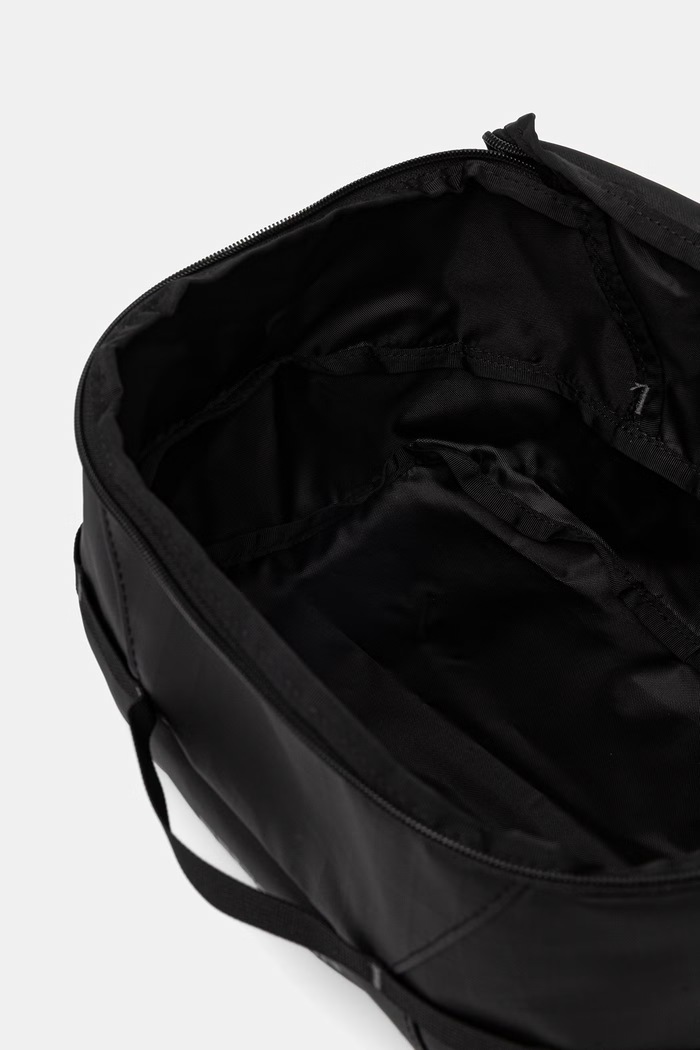 The North Face trusă cosmetică de călătorie BASE CAMP VOYAGER CUBE 14L NF0A8GJDJK31