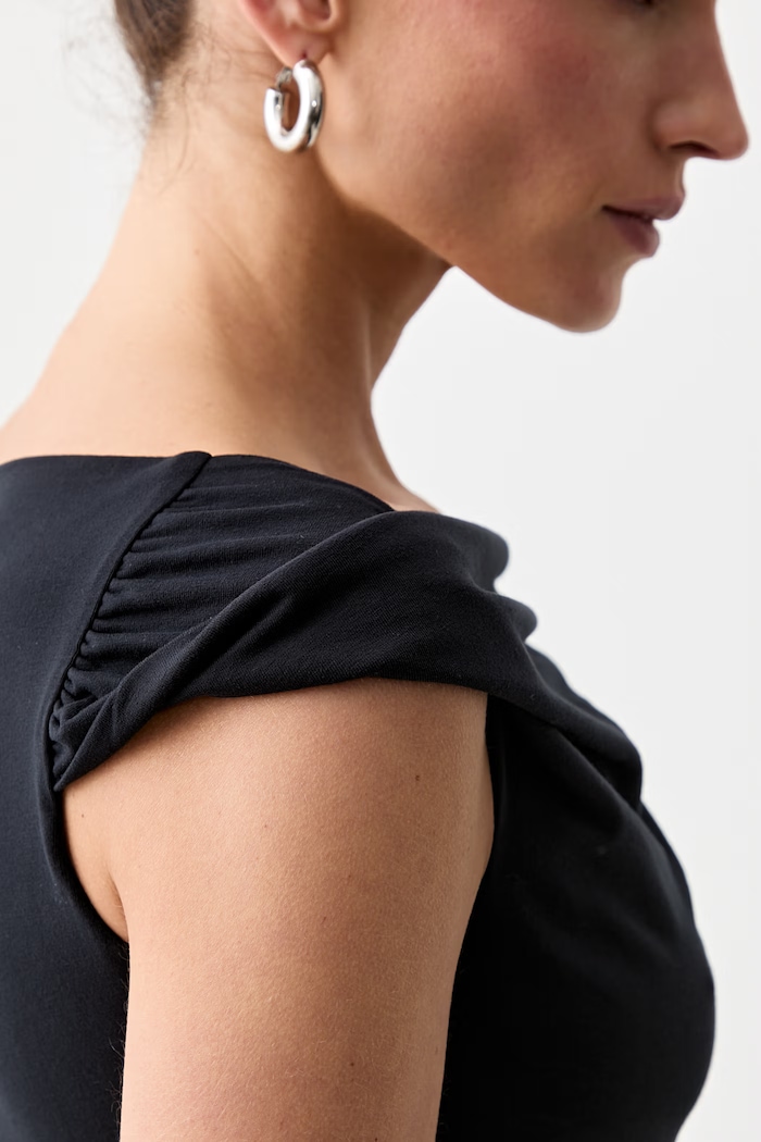 Levi's halenka se spadlými rameny dámská s viskózou TORI TWISTED CLEAN 005JB námořnická modř