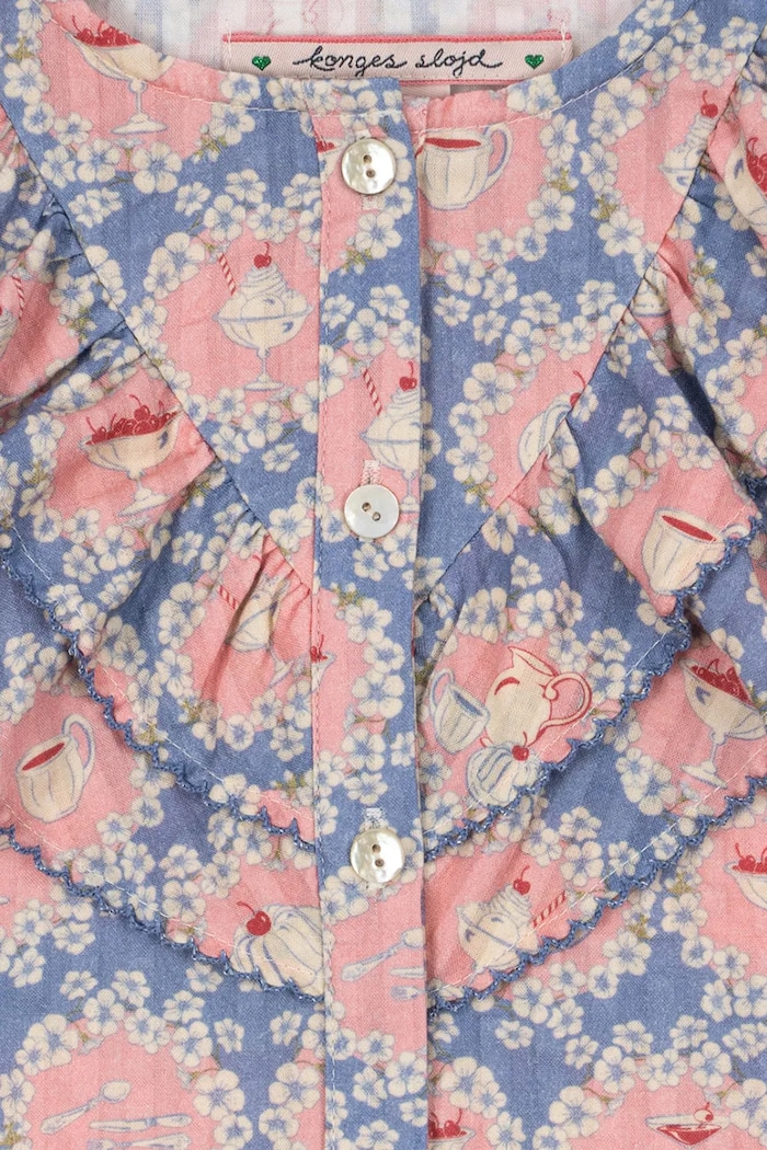 Detská bavlnená blúzka Konges Sløjd KIM FRILL SS SHIRT GOTS viacfarebná KS104906.PPY2