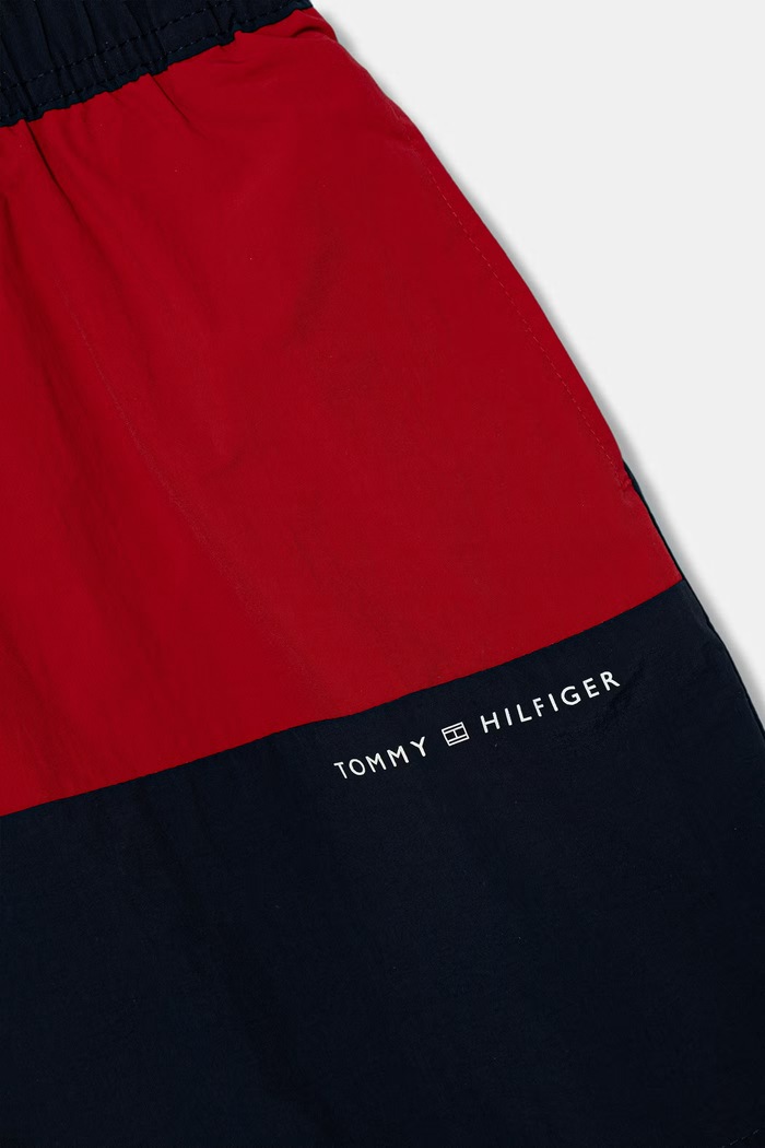 Chlapec Tommy Hilfiger plavecké šortky detské UB0UB00591.PPY2 tmavomodrá