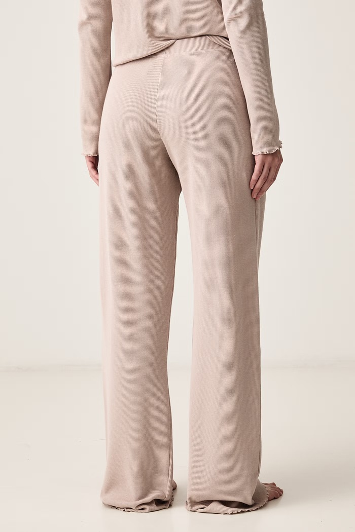Odzież BOSS Spodnie piżamowe damskie z bawełną Cosy Waffle Pants 50557176 beżowy