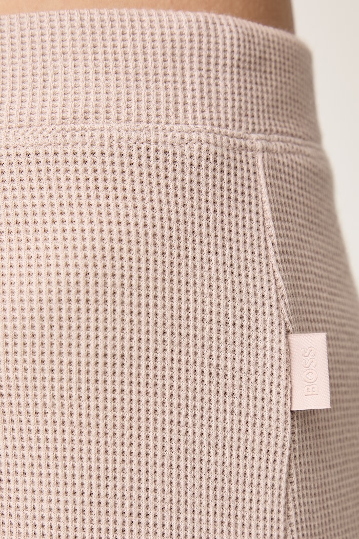 Spodnie piżamowe damskie z bawełną Cosy Waffle Pants BOSS 50557176 beżowy