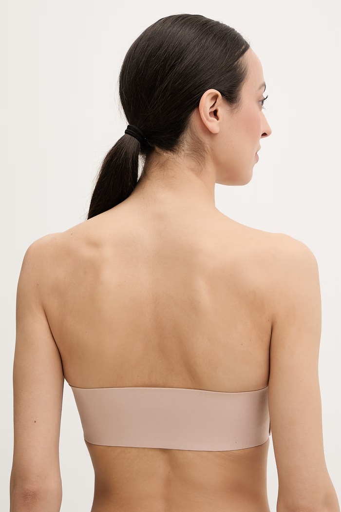 Calvin Klein Underwear bezšvová podprsenka LV00QF8413 béžová SS26