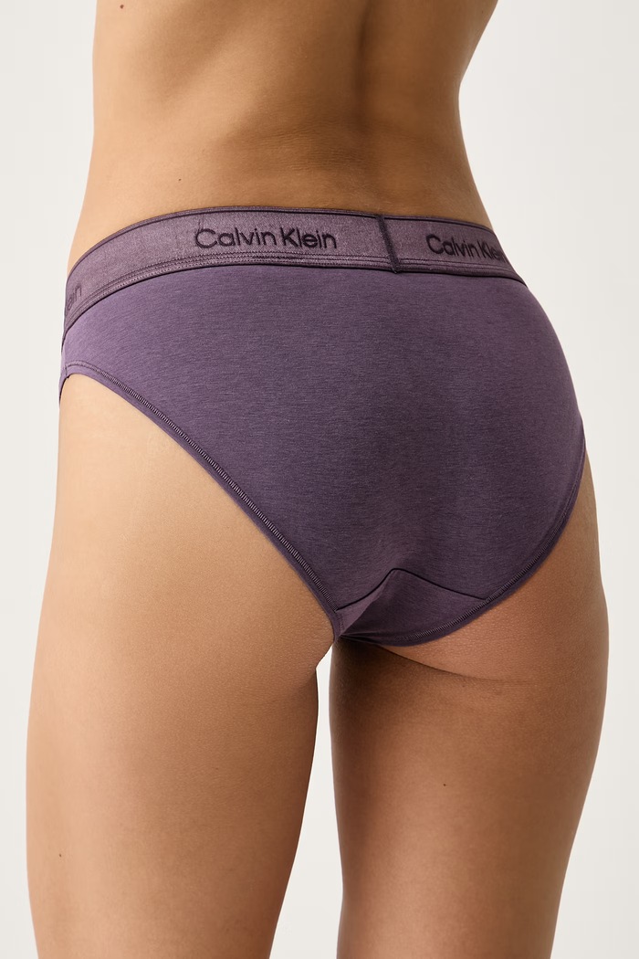 Oblečenie Calvin Klein Underwear Nohavičky dámske LV00QF8827 fialová