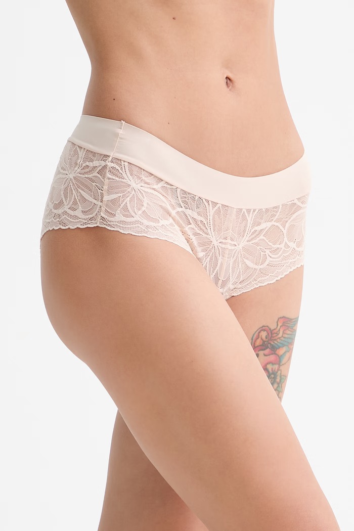 Triumph kalhotky dámské krajkové Body Make-Up Illusion Lace béžová 10219748