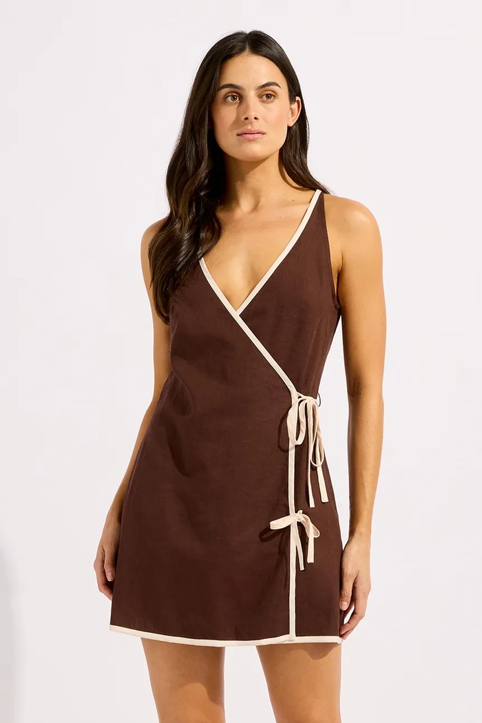 Odzież Seafolly sukienka plażowa damska Bind Mini Wrap 55665.DR brązowy