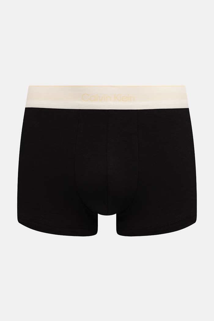 Calvin Klein Underwear priliehavé boxerky pánske 5-pak LV00NB4550 čierna SS26