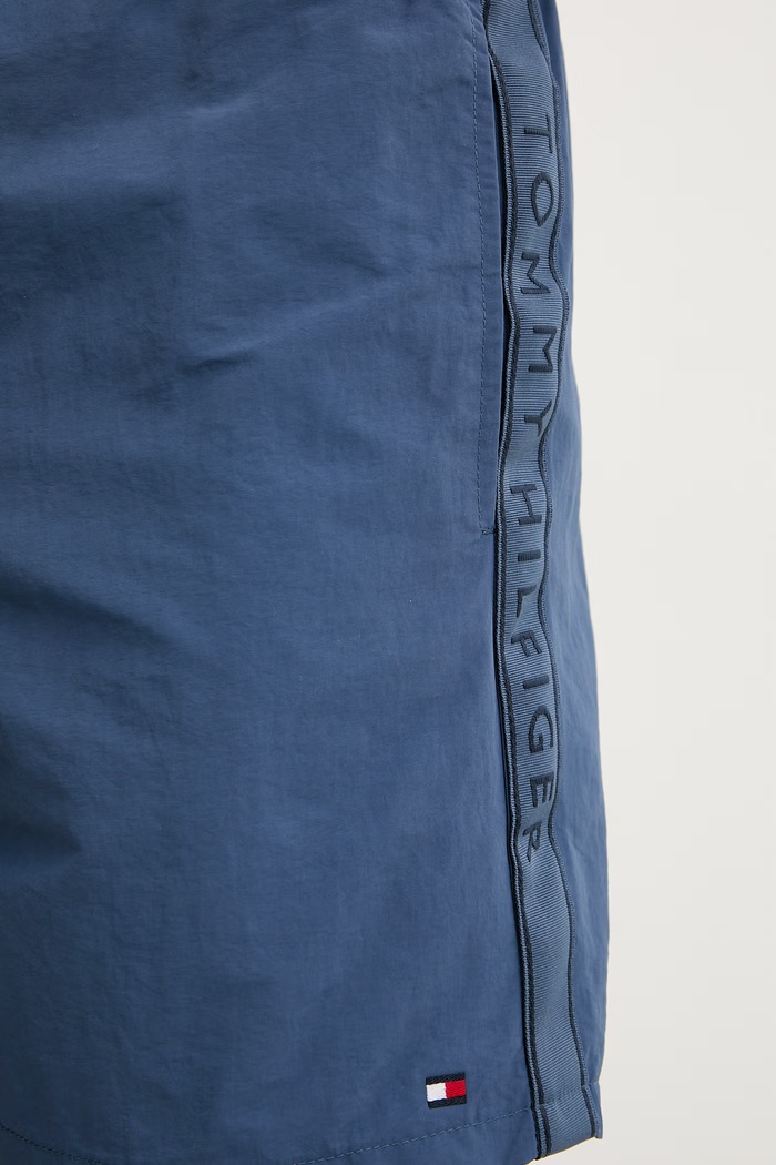 Tommy Hilfiger pantaloni scurți de baie pentru bărbați albastru UM0UM03730