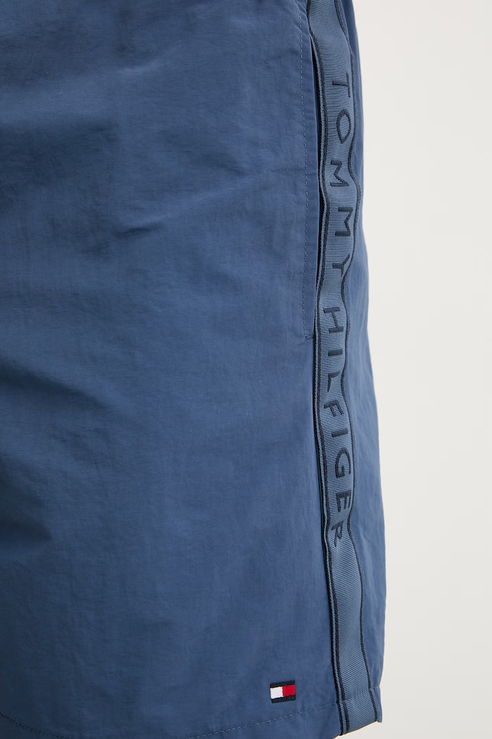 Tommy Hilfiger pantaloni scurți de baie pentru bărbați albastru UM0UM03730