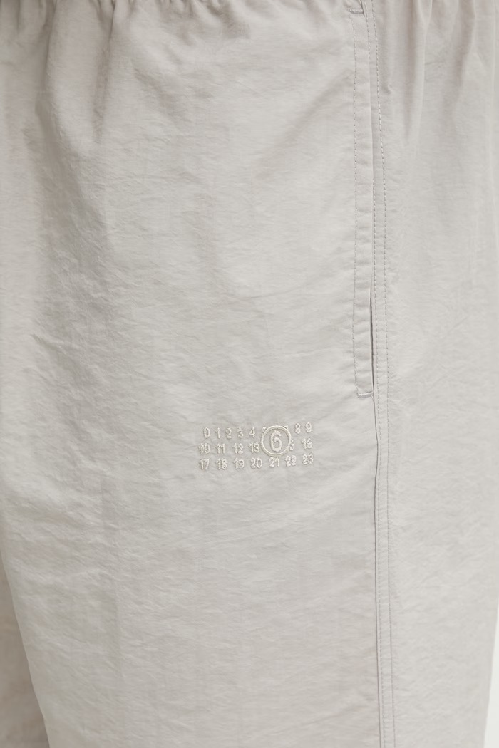 MM6 Maison Margiela pantaloni scurți de baie bărbați bej MYB790130