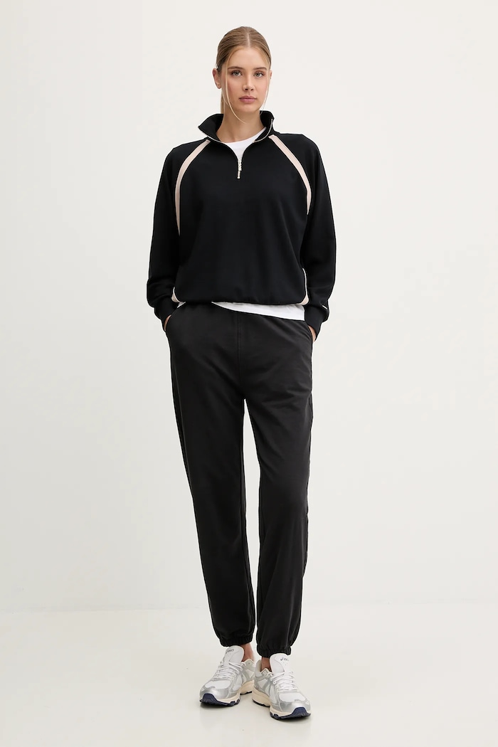 BOSS felső Mirage Sweatshirt 50557207 fekete SS26