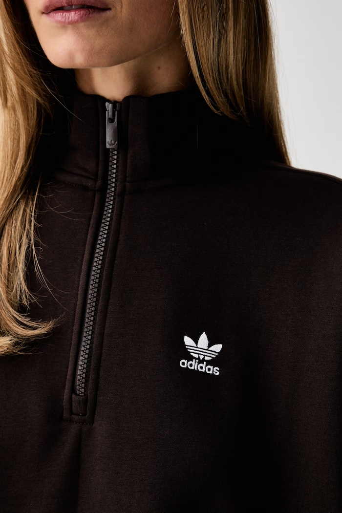 adidas Originals hanorac pentru femei cu bumbac KT0795 maro