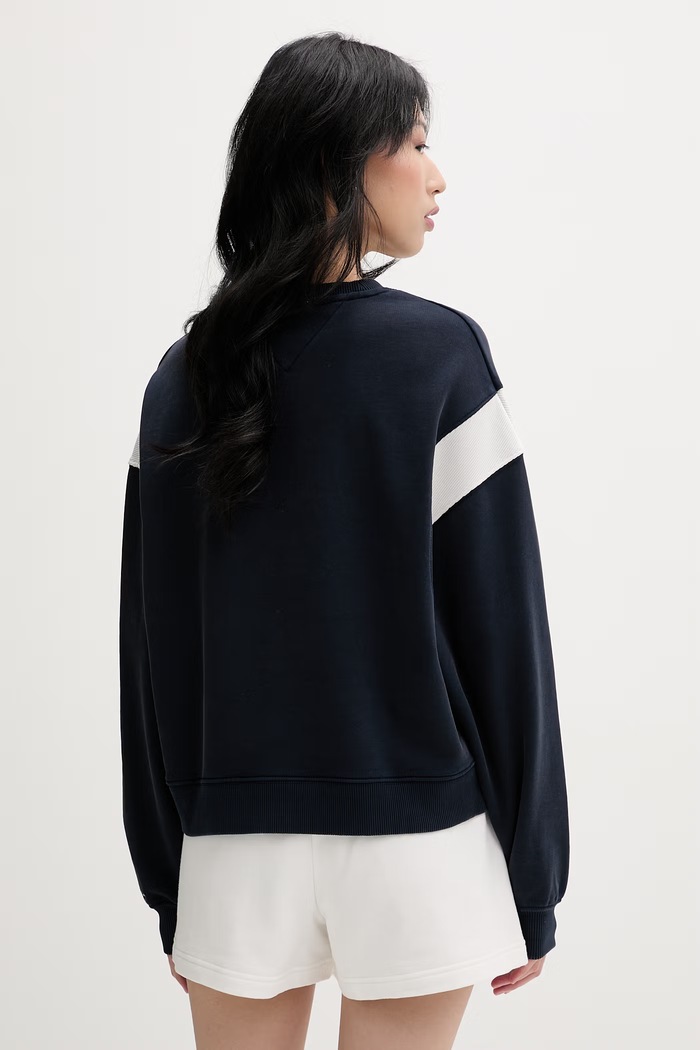 Oblečení Tommy Jeans mikina dámská bavlněná DW0DW22365 námořnická modř