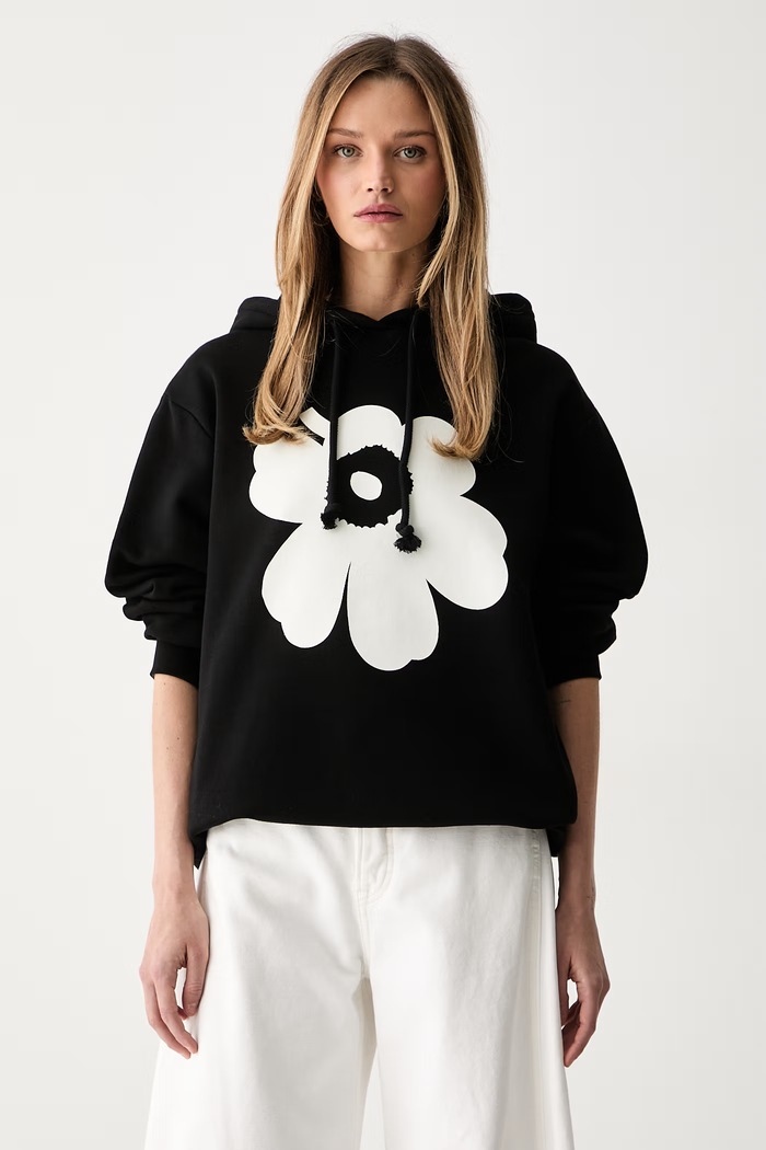Marimekko bluza z kapturem damska z bawełną czarny 094089