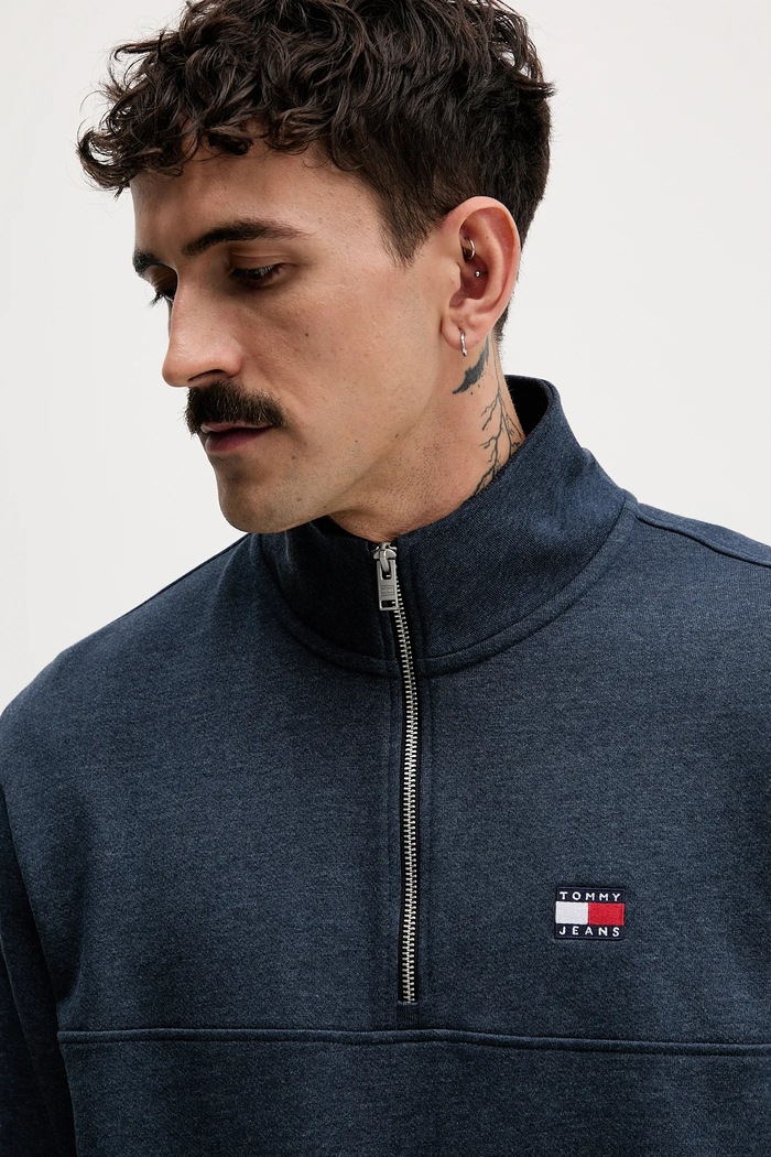 Mikina Tommy Jeans tmavomodrá DM0DM22344