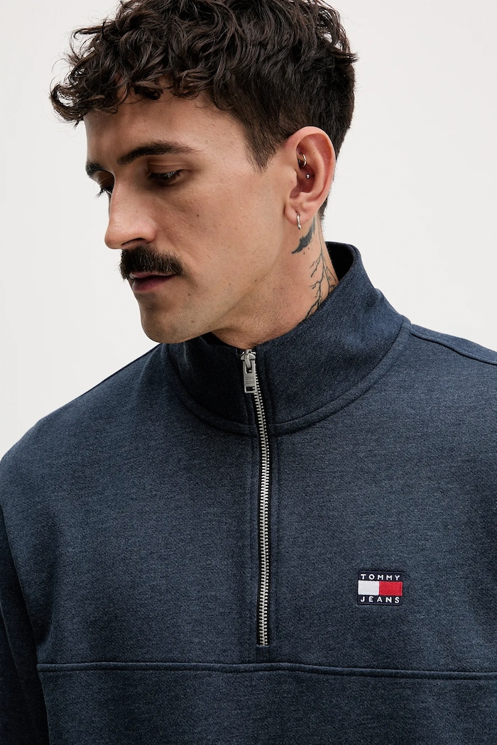 Mikina Tommy Jeans tmavomodrá DM0DM22344