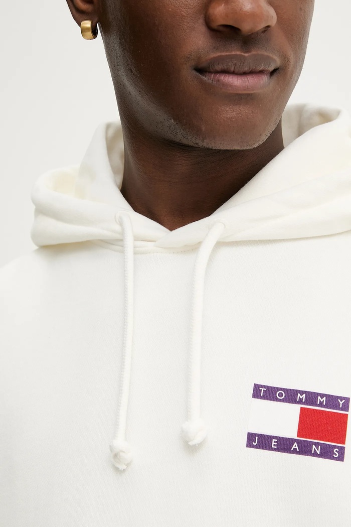 Βαμβακερή μπλούζα Tommy Jeans DM0DM22379 μπεζ