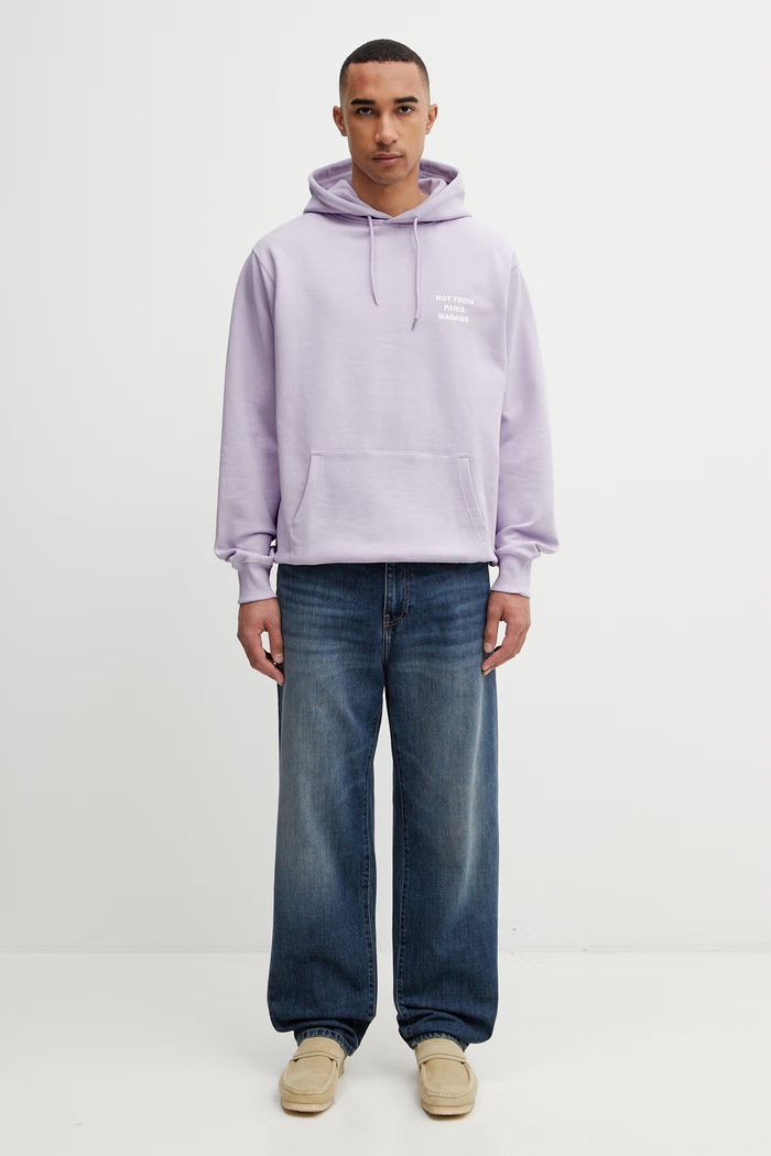Drôle de Monsieur mikina s kapucňou pánska bavlnená Le Hoodie Slogan K.HO162.CO127.LAV fialová