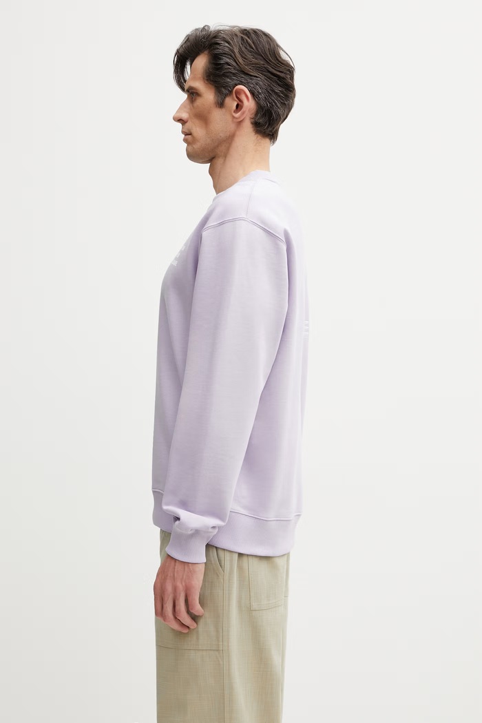 Drôle de Monsieur mikina pánska bavlnená Le Sweatshirt Slogan K.SW149.CO127.LAV fialová SS26