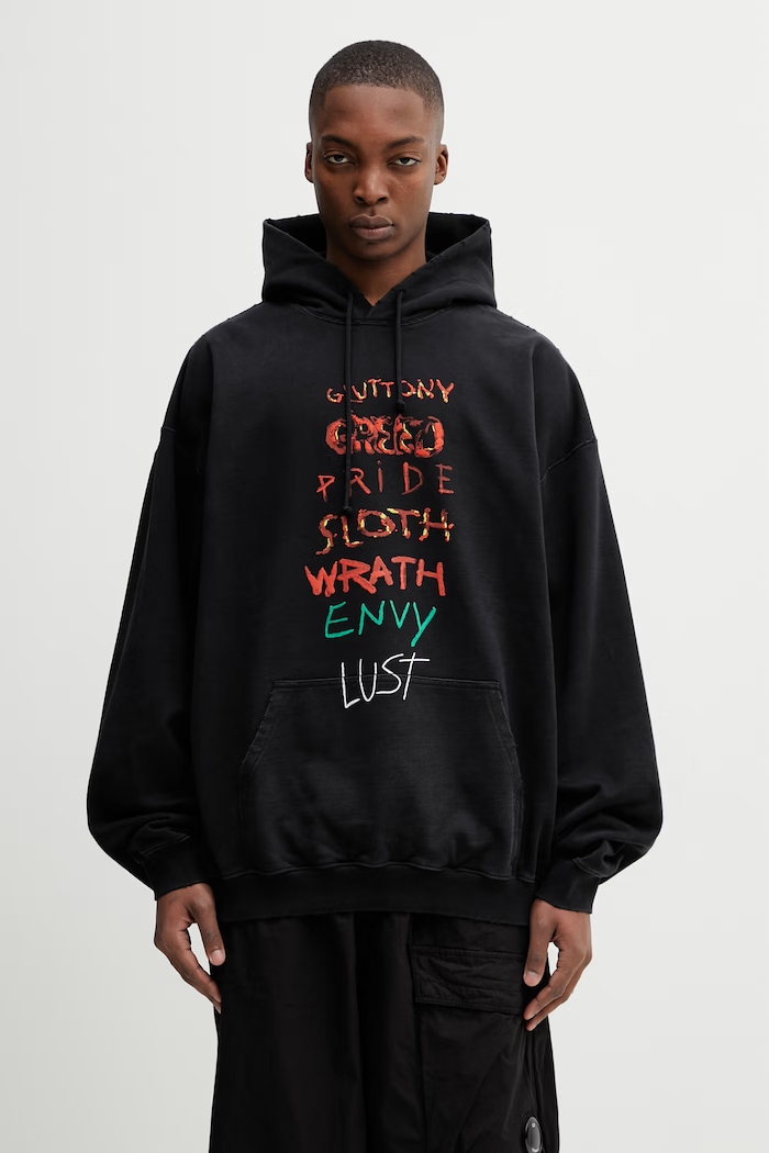 VETEMENTS bluza bawełniana 7 Sins nadruk czarny ME76HD195BX
